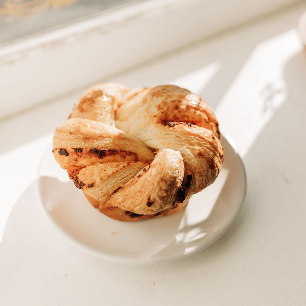 Sun-dried Tomato Pesto Croissant